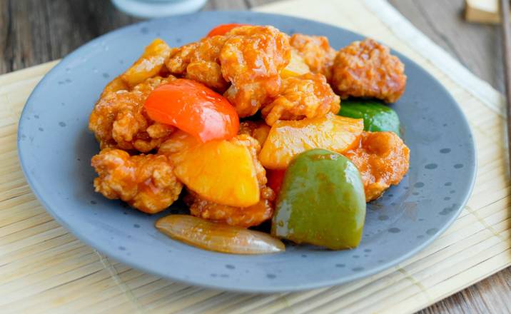 Sweet and Sour Boneless Chicken / 咕嚕雞